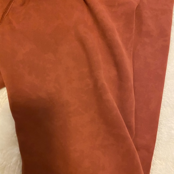 Lululemon always on Rust clay leggings sz 6 - Picture 5 of 5